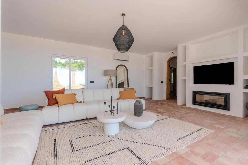 Moradia T4 com Vista Mar à Venda em Quinta das Raposeiras Moradia T4 com Vista Mar à Venda em Quinta das Raposeiras