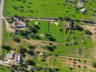 Large Plot with Ruin and Build Potential in Boliqueime, Loul