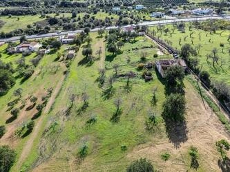Large Plot with Ruin and Build Potential in Boliqueime, Loul