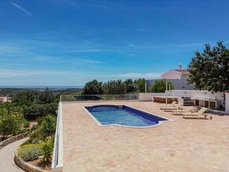Moradia T4 com Vista Mar à Venda em Quinta das Raposeiras
