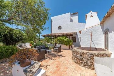 4 Bedroom Villa with Guest Annex For Sale in São Brás de Alp